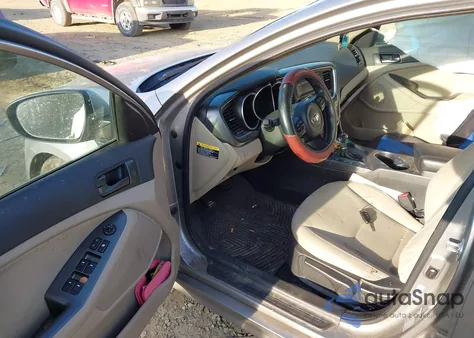 2015 Kia Optima Lx z USA, uszkodzony, nr VIN 5XXGM4A74FG481013